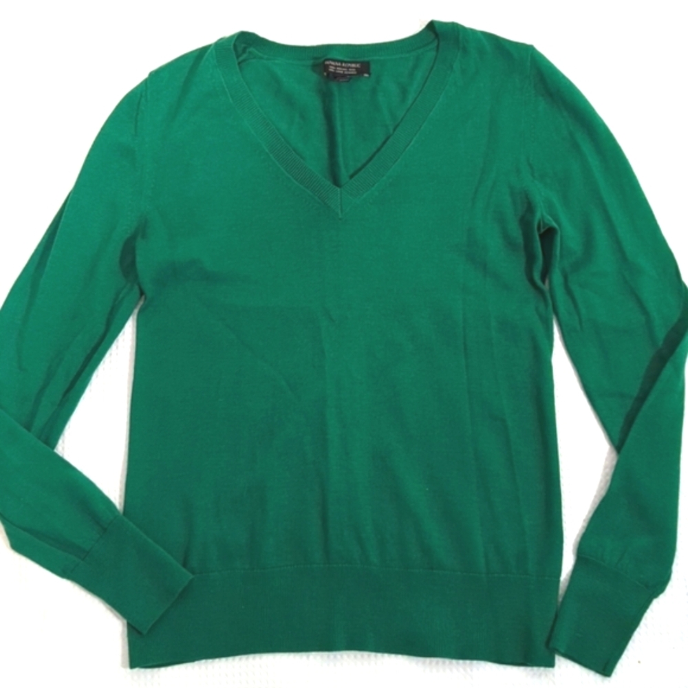 Banana Republic 100% Merino Wool Light Sweater